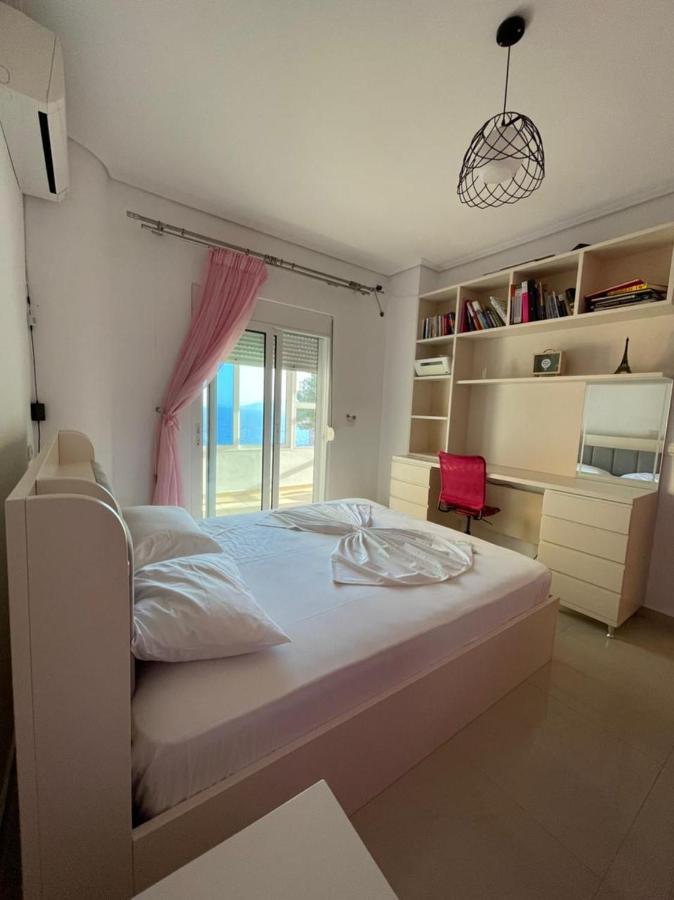 Kristi Apartments Sarandë Exteriör bild