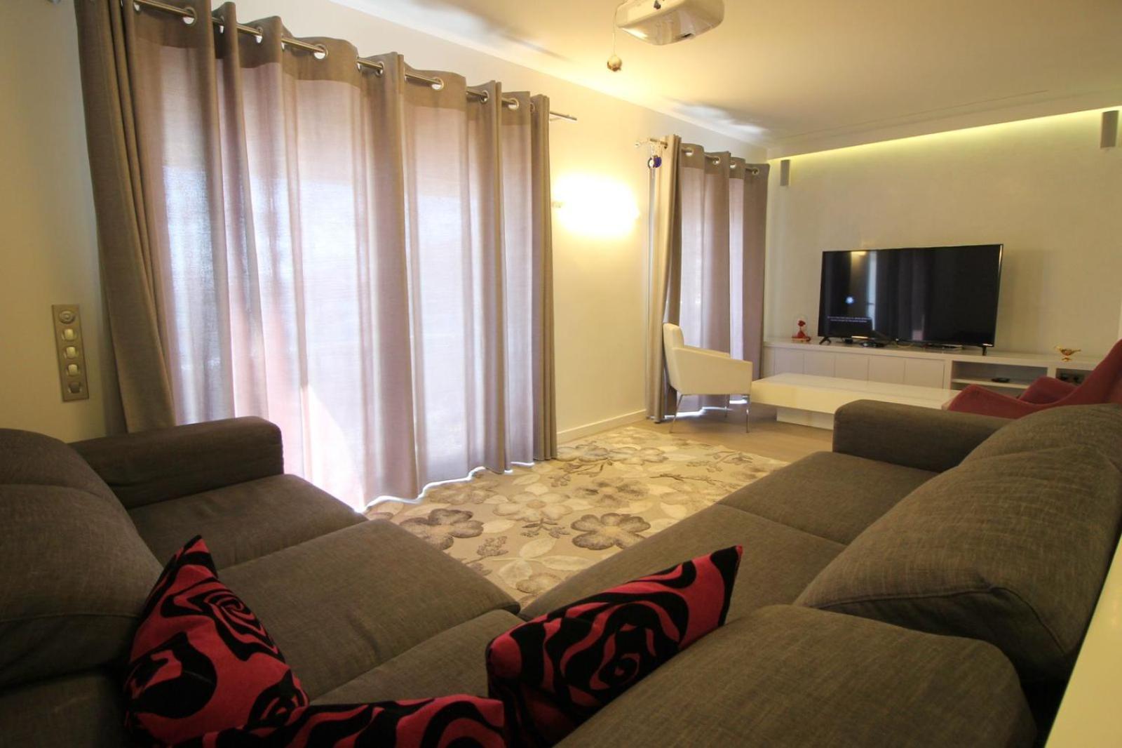 Kristi Apartments Sarandë Exteriör bild