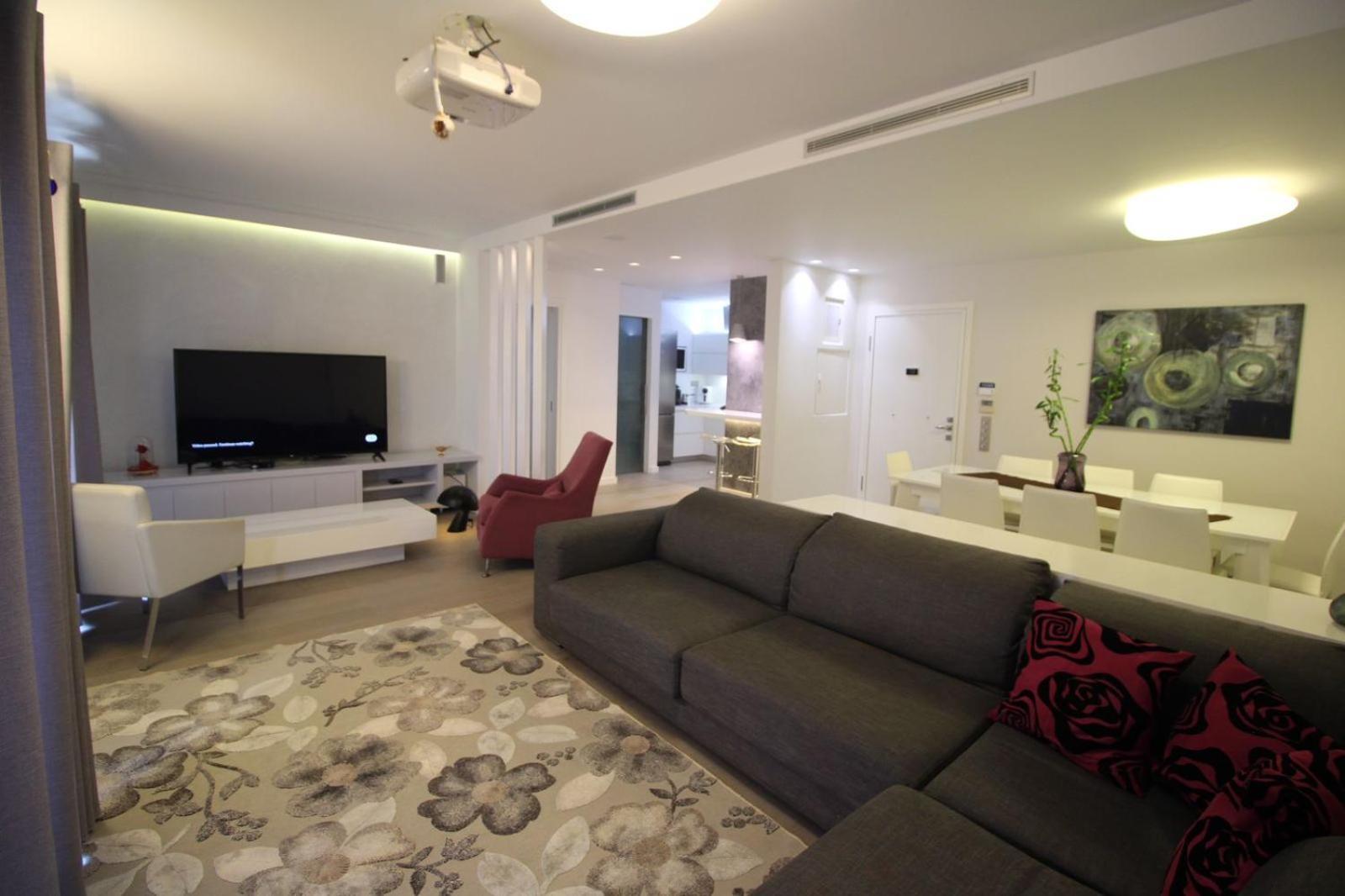 Kristi Apartments Sarandë Exteriör bild