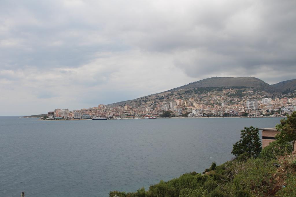 Kristi Apartments Sarandë Exteriör bild
