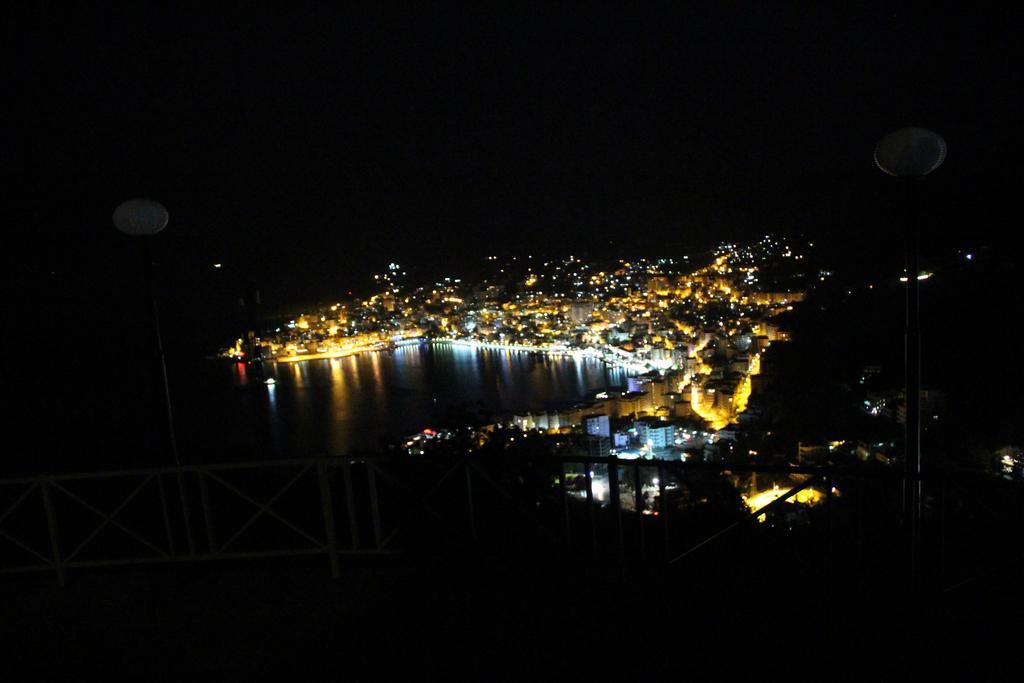 Kristi Apartments Sarandë Exteriör bild